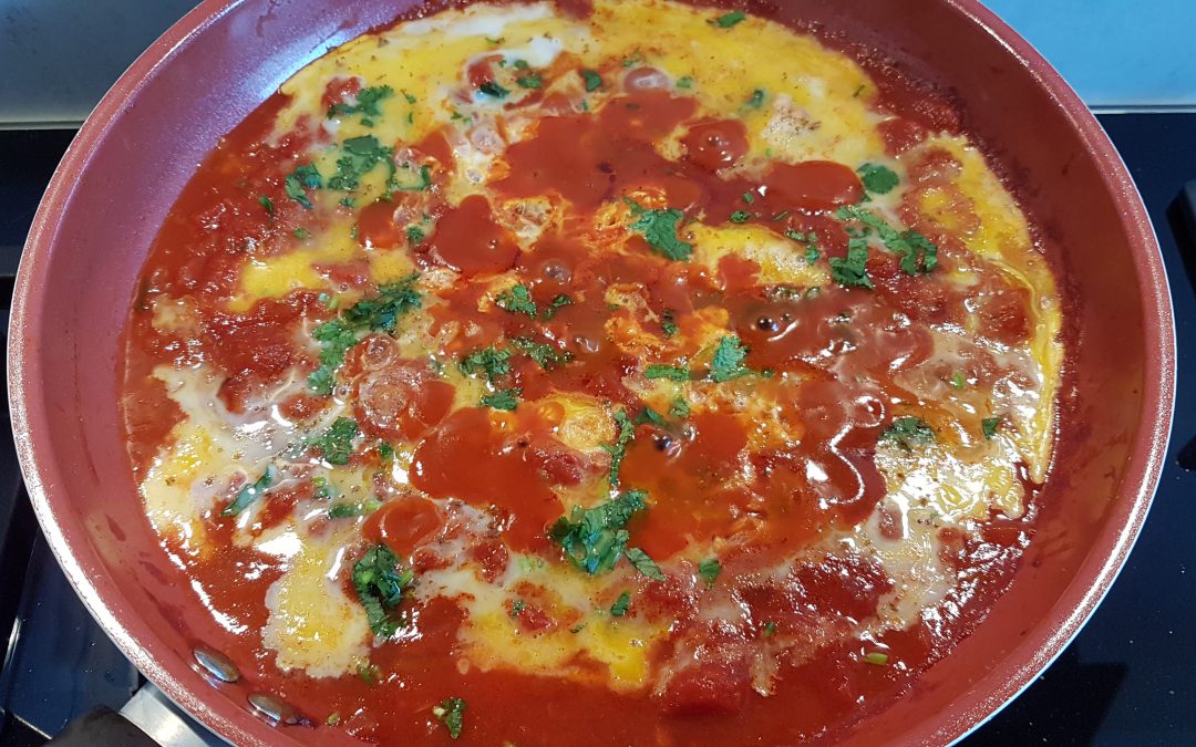 Marokkaanse tomaten saus met ei